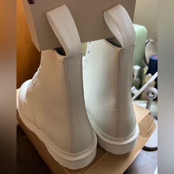 White Doc Martens - Picture 5 of 7